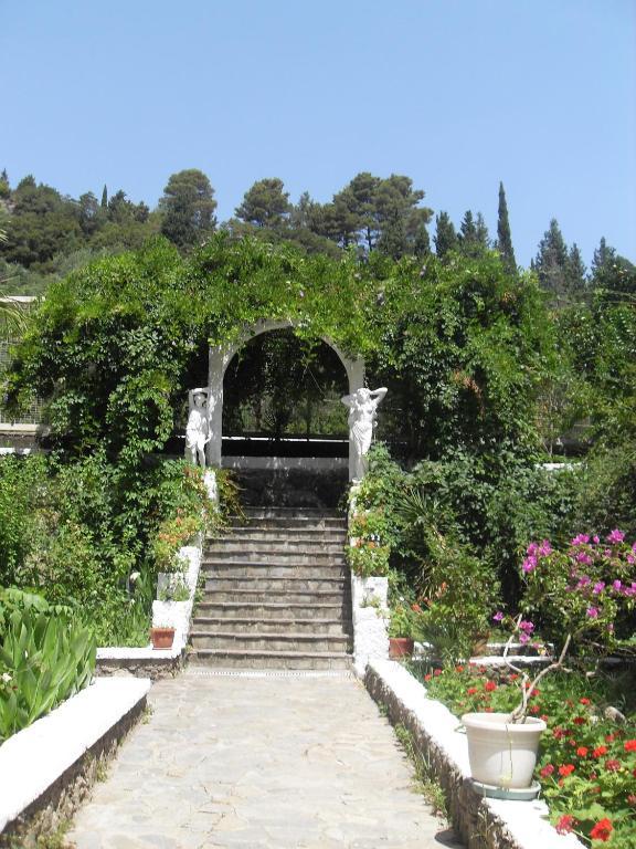 Benitses Bay View Gastouri (Corfu) Exterior photo